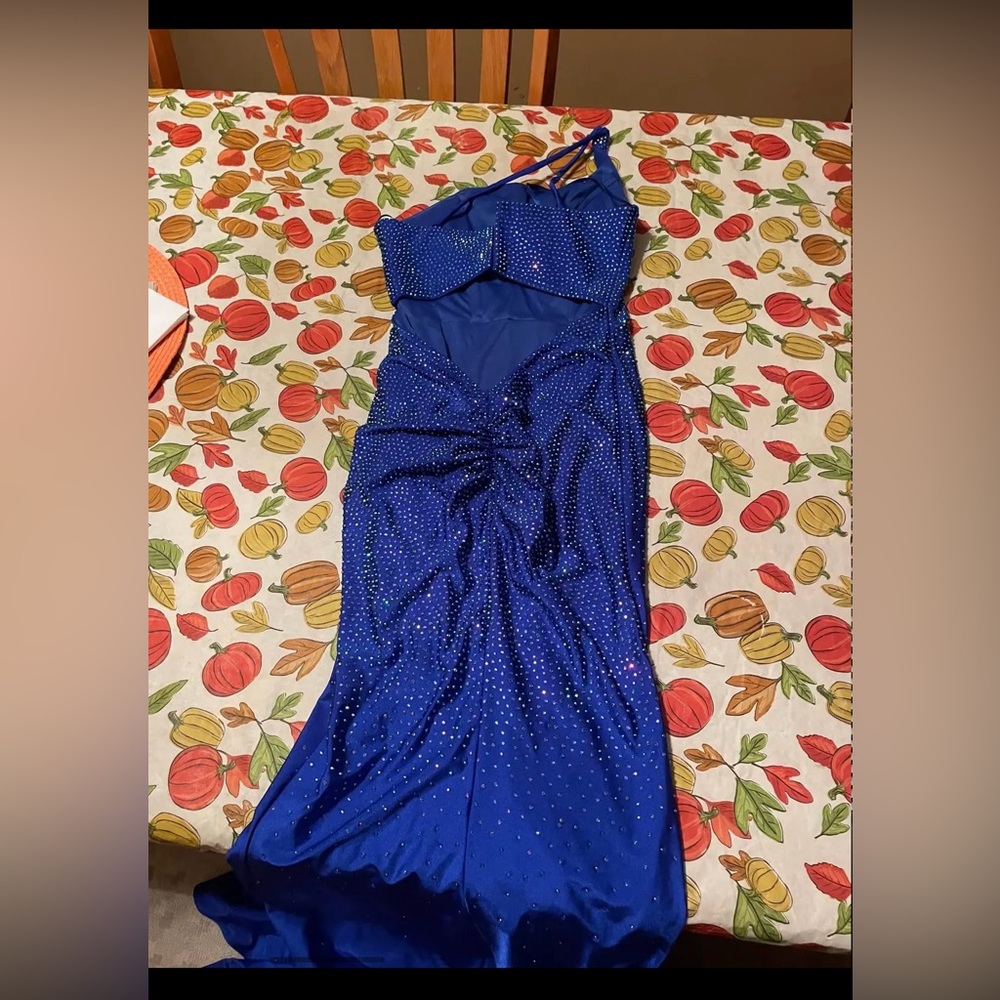 royal blue prom dress